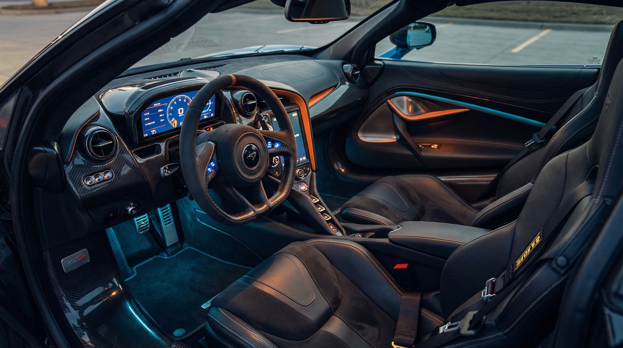 福利姬汽车内饰改装视频